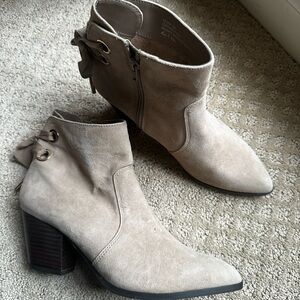 Bella Vita Tan light brown suede Ankle Booties